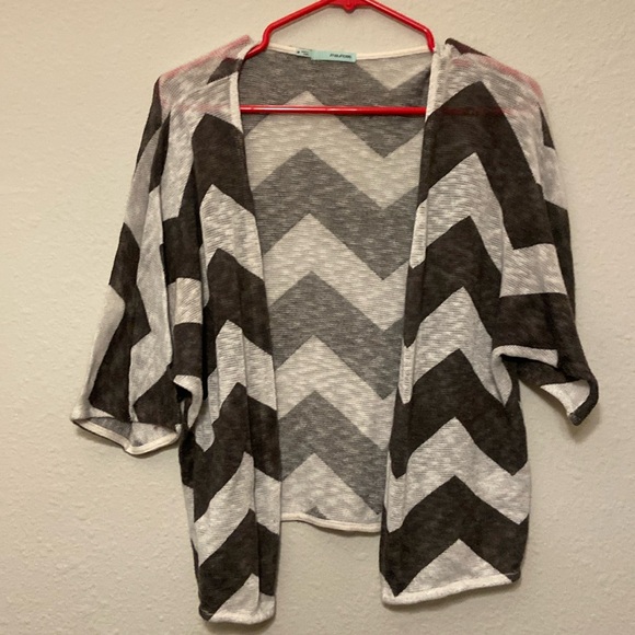 Maurice’s chevron top - Picture 1 of 3